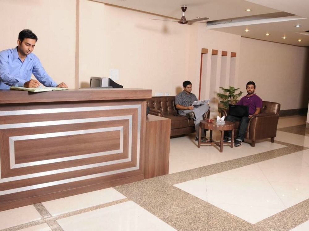 Hotel Diamond Inn Chandīgarh Εξωτερικό φωτογραφία