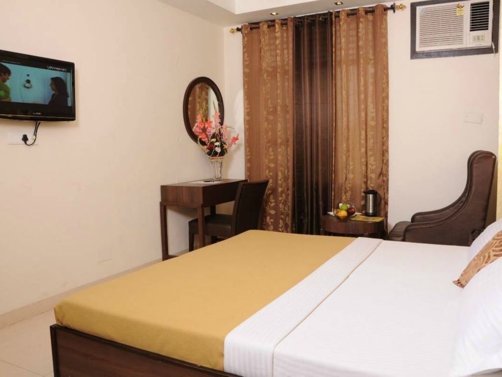 Hotel Diamond Inn Chandīgarh Εξωτερικό φωτογραφία