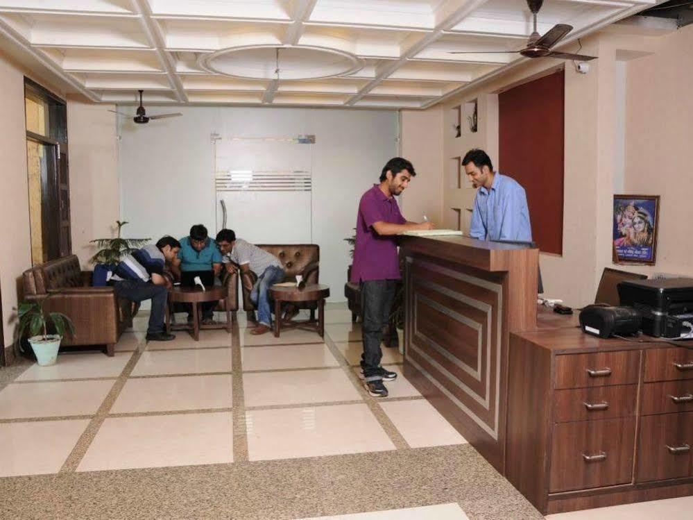 Hotel Diamond Inn Chandīgarh Εξωτερικό φωτογραφία